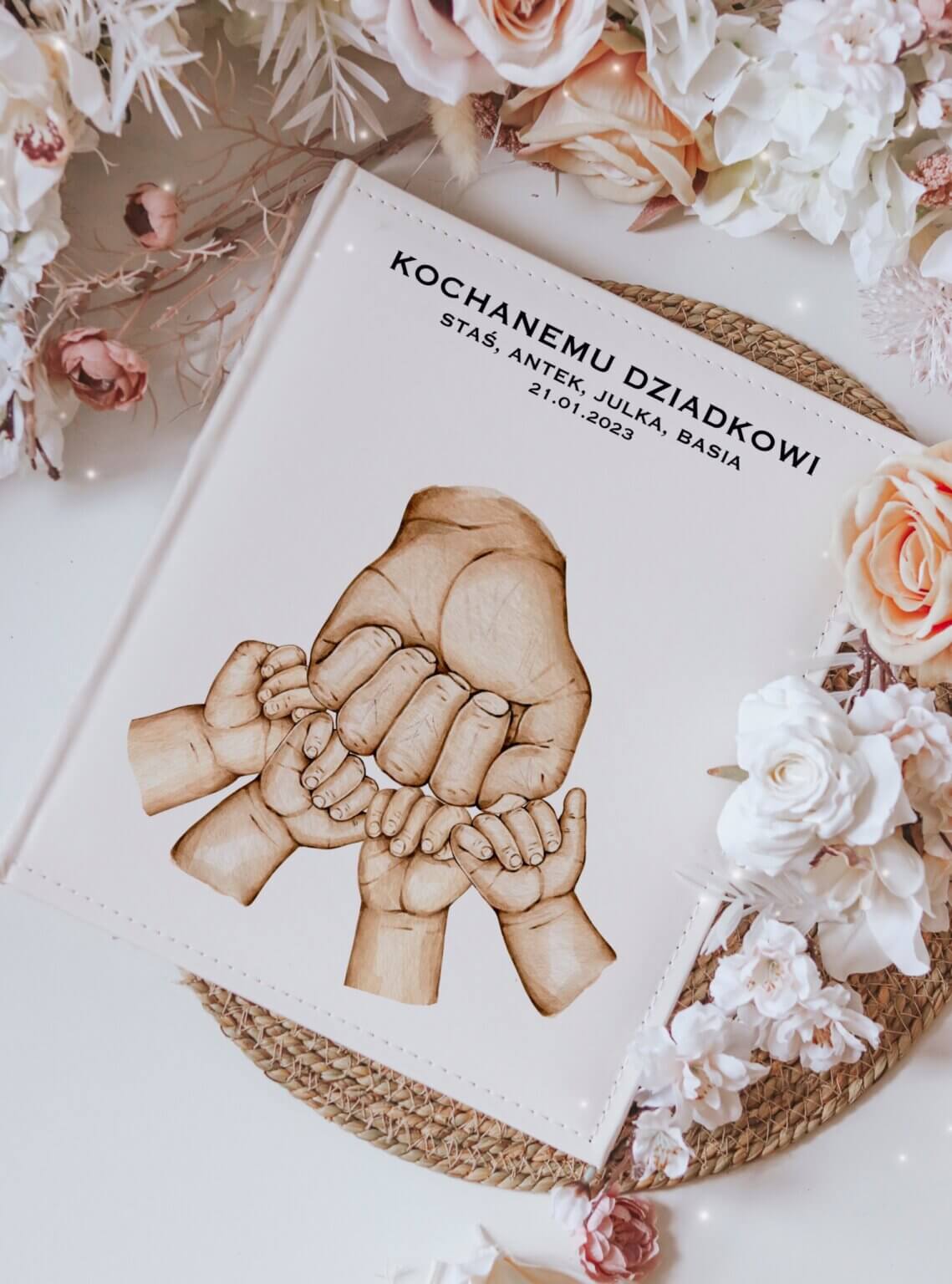 Personalizowany album dla Dziadka – personalizowany prezent dla dziadka (OD 4 WNUKÓW)