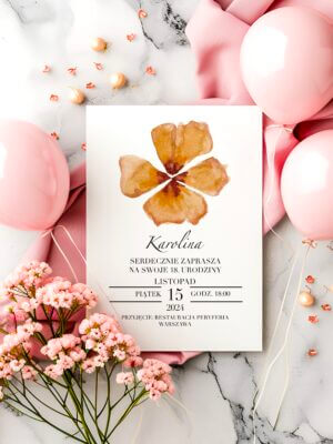 Nietypowe zaproszenia na 18 urodziny z motywem kwiatowym