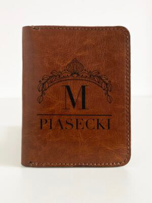 Grawerowany portfel męski – prezent na Święta dla męża